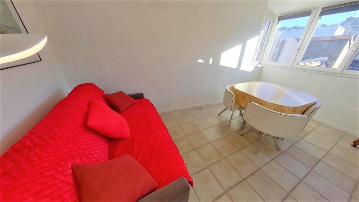 La Terrasse Ensoleillee Arles Camargue Appartement Buitenkant foto