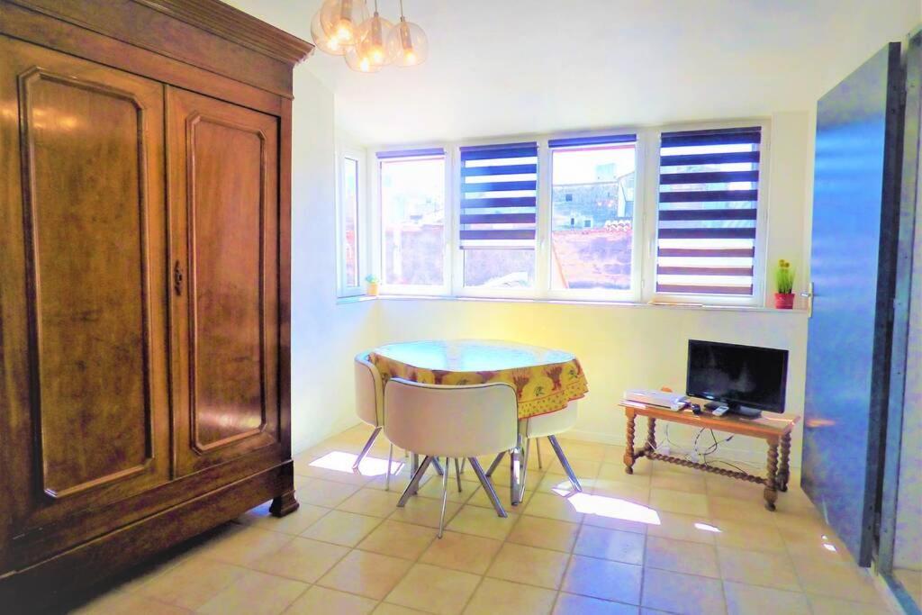La Terrasse Ensoleillee Arles Camargue Appartement Buitenkant foto