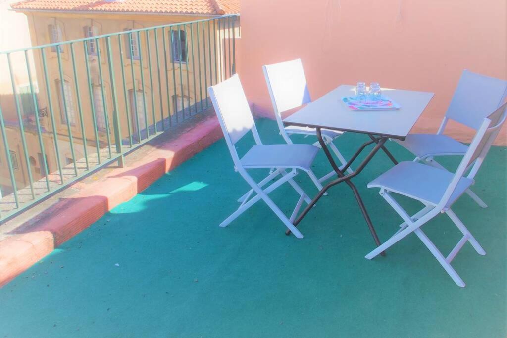 La Terrasse Ensoleillee Arles Camargue Appartement Buitenkant foto